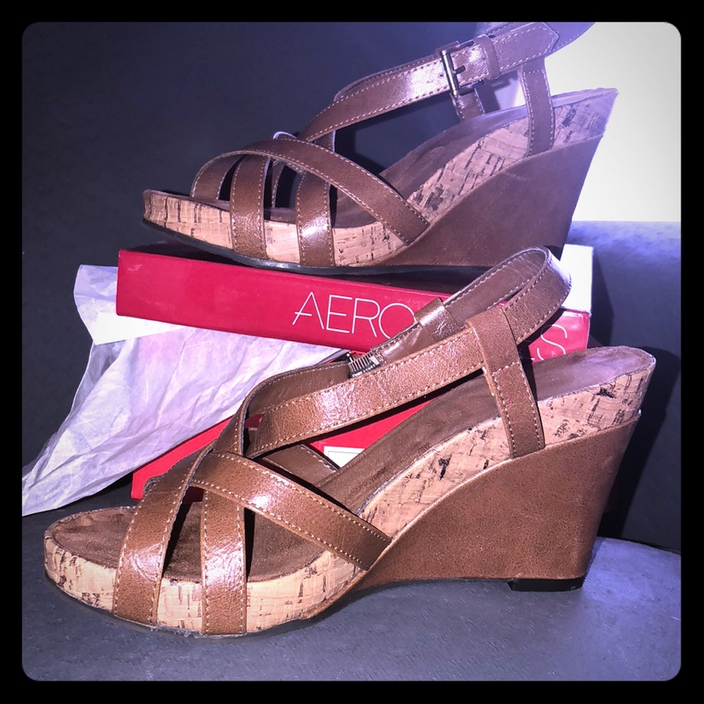 Brown leather wedge sandal-Aerosoles